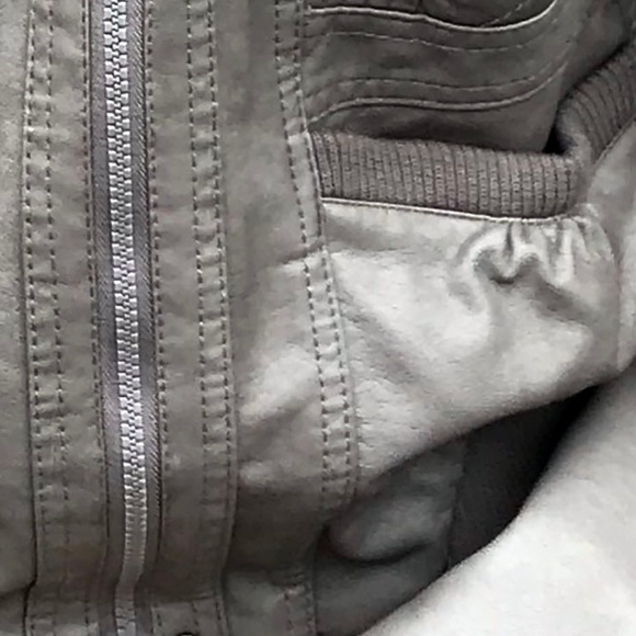Leather-look jacket in a great taupe color - Picture 7 of 7
